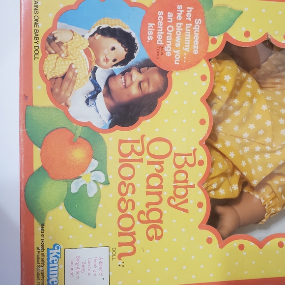 **SOLD *** Vintage strawberry shortcake orange blossom blow kiss doll. - Picture 7 of 16